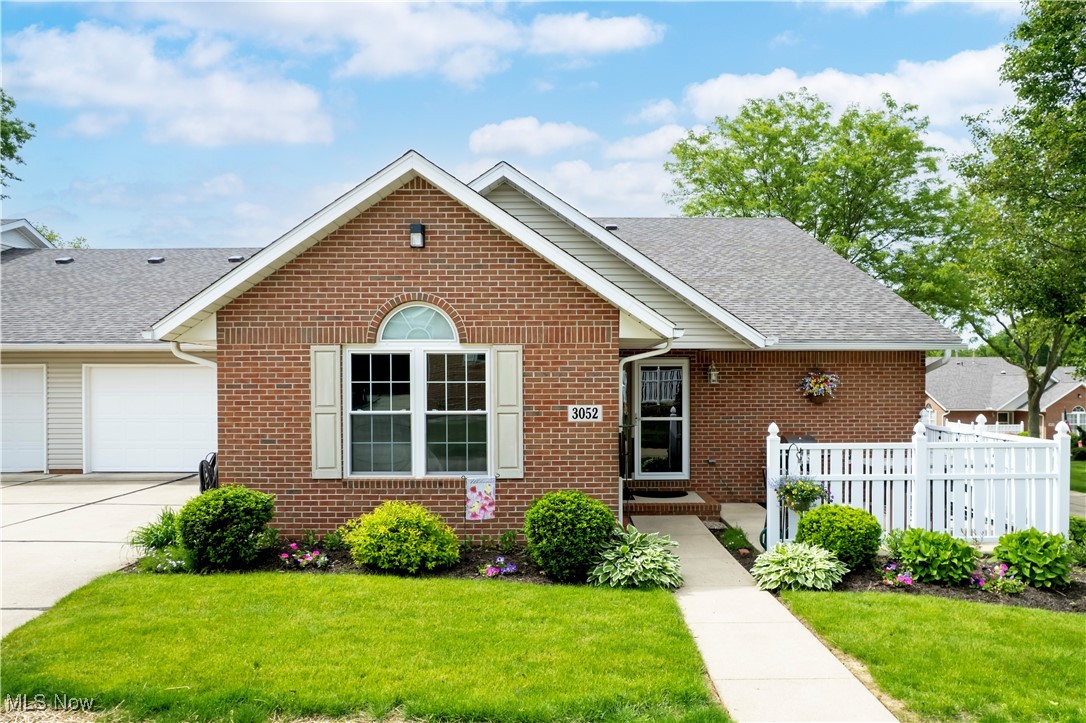 3052 Bayberry Cove