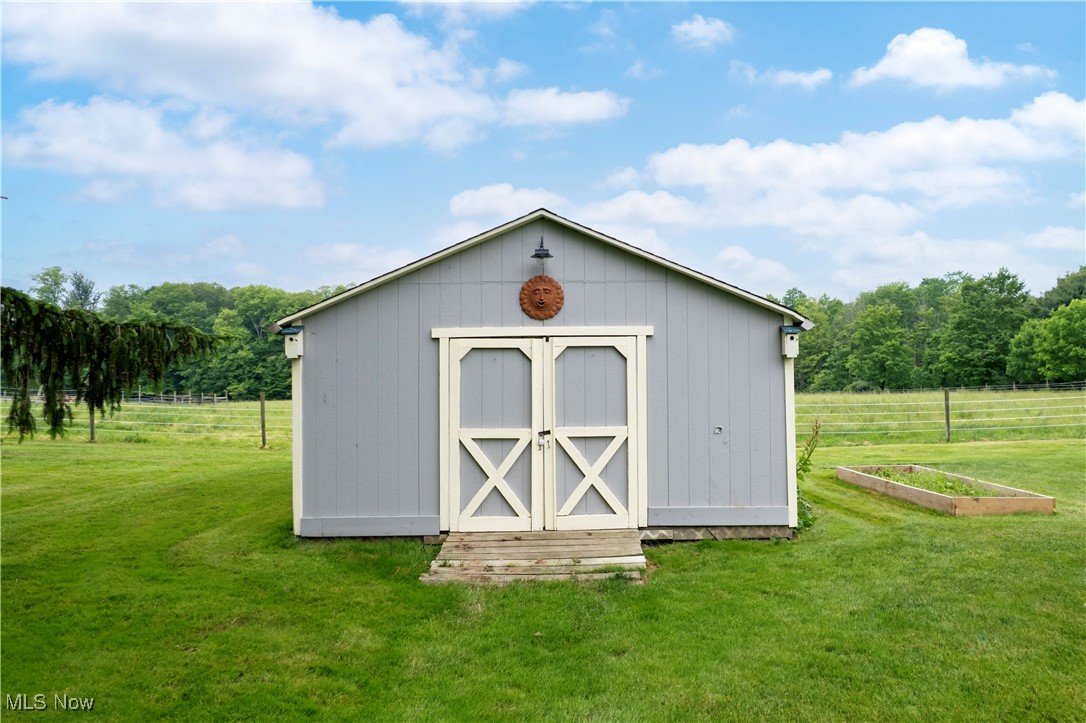 10050 Mennonite Road
