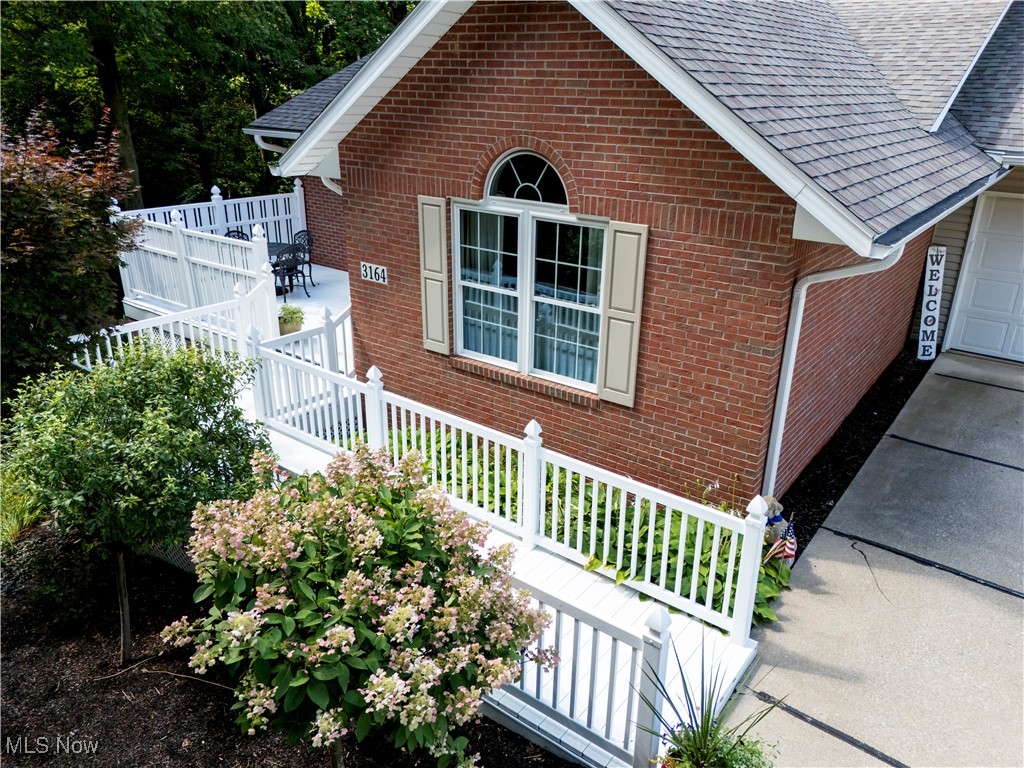 3164 Bayberry Cove