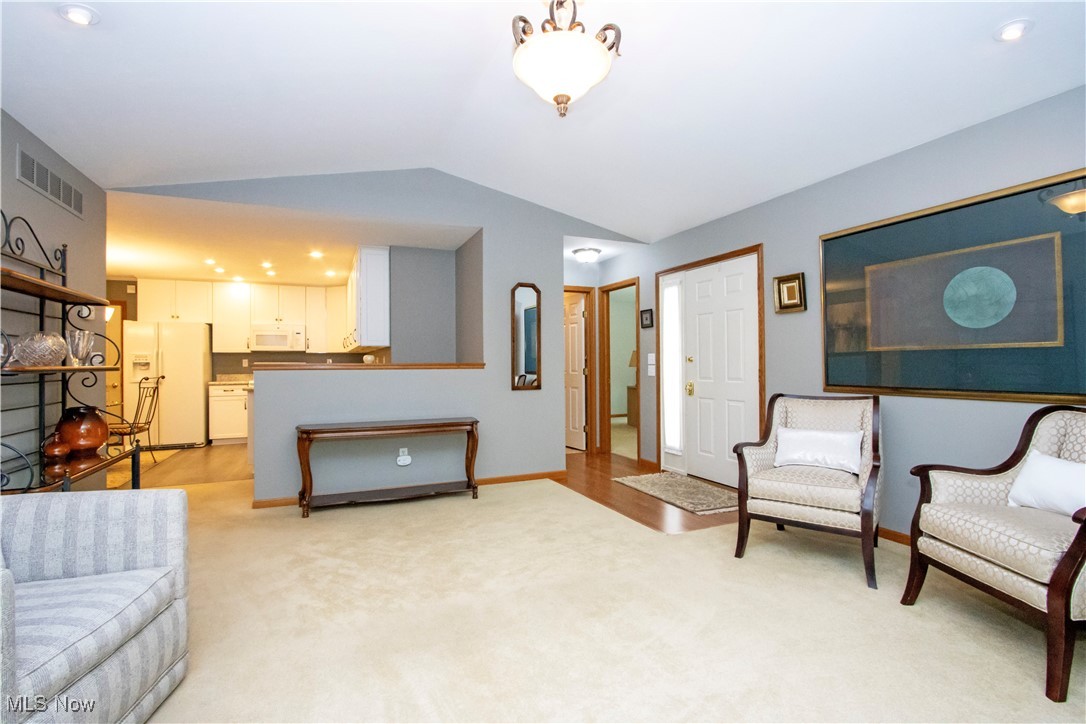 3164 Bayberry Cove