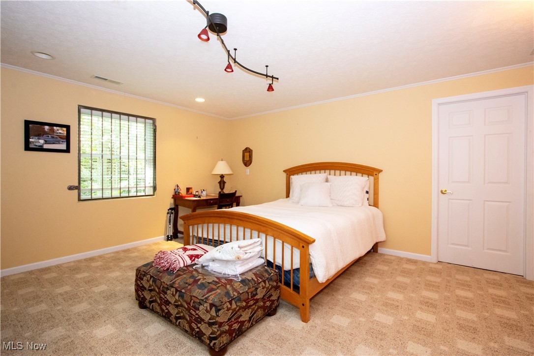 3164 Bayberry Cove