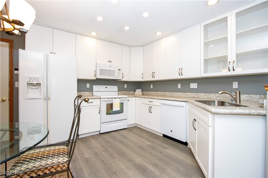 3164 Bayberry Cove