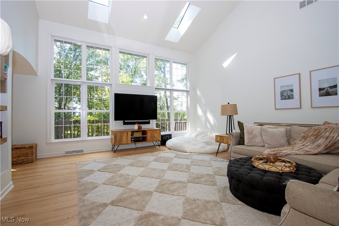 941 Woodmere Drive