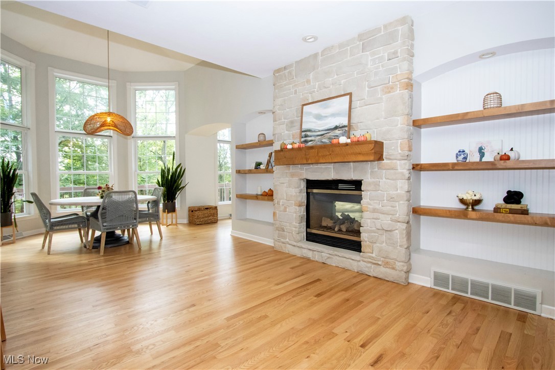 941 Woodmere Drive
