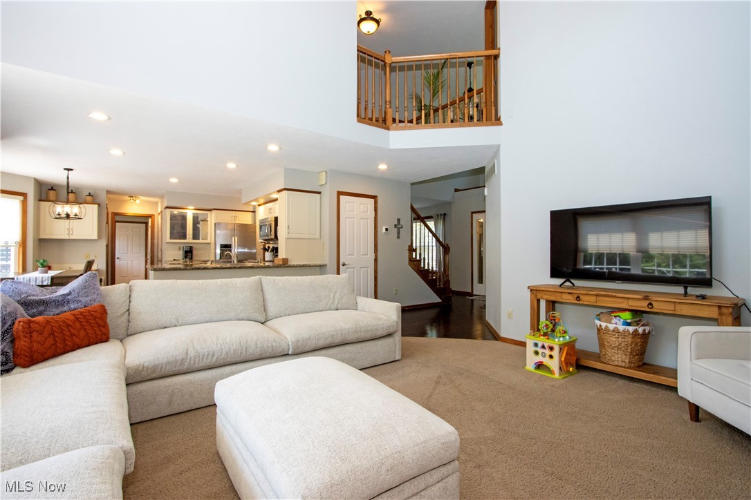 2143 Canterbury Lane