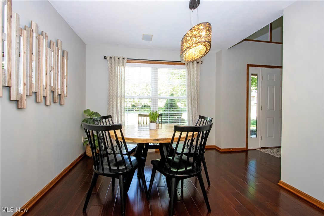 2143 Canterbury Lane