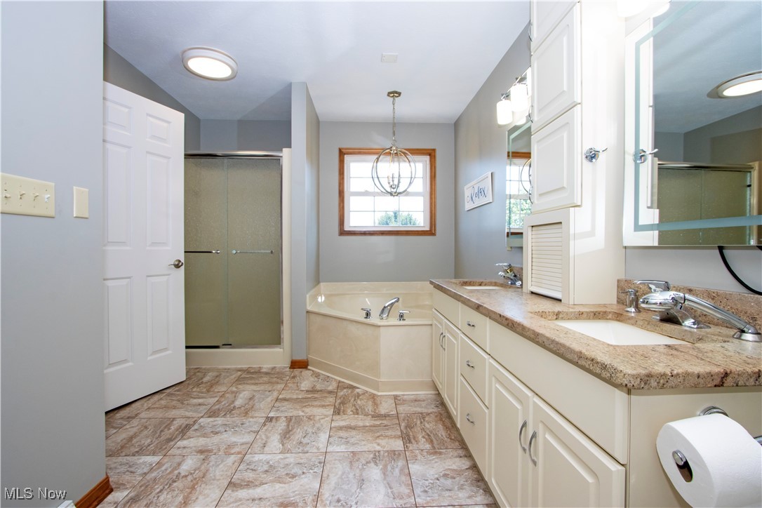 2143 Canterbury Lane
