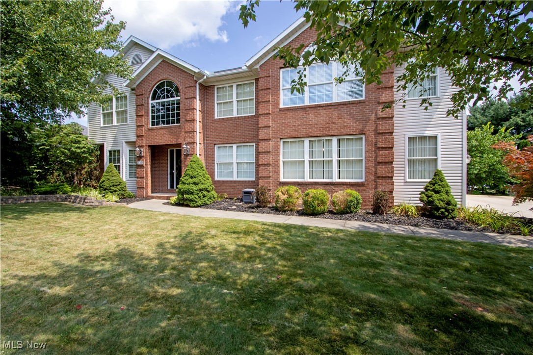 2143 Canterbury Lane