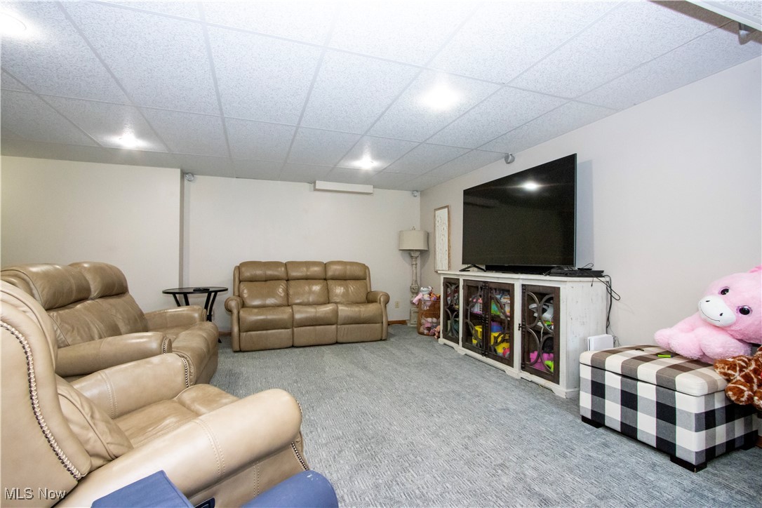 2143 Canterbury Lane