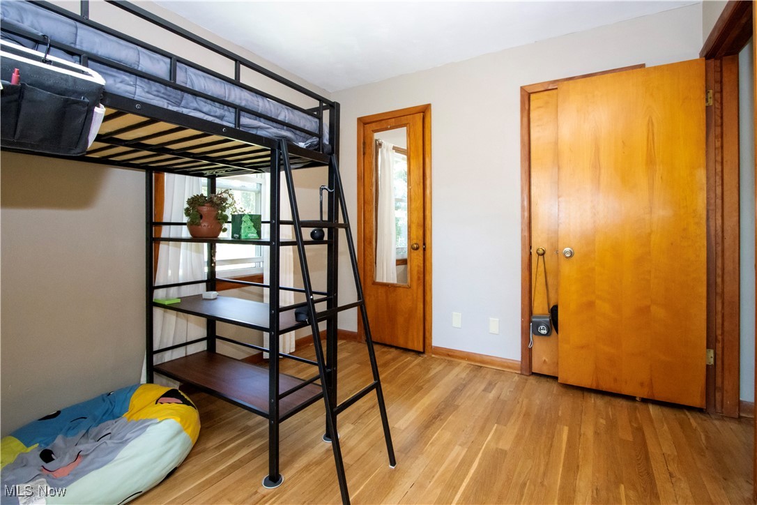 2537 Oak Hill