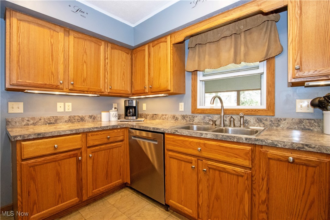 2537 Oak Hill