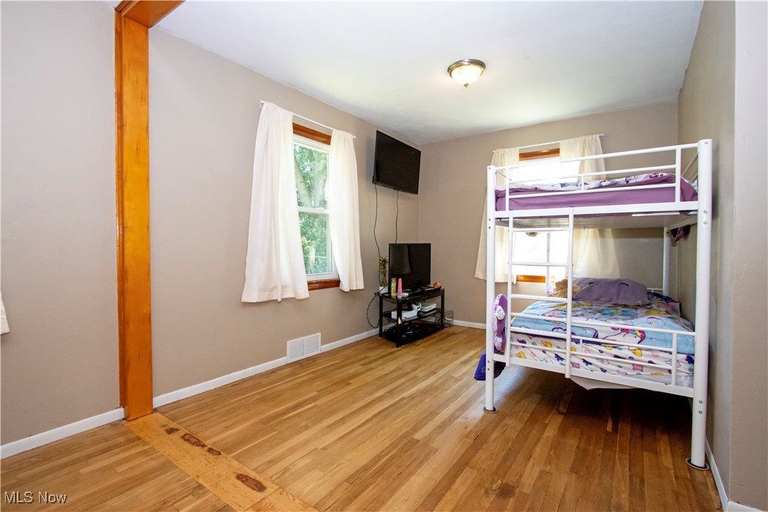 2537 Oak Hill