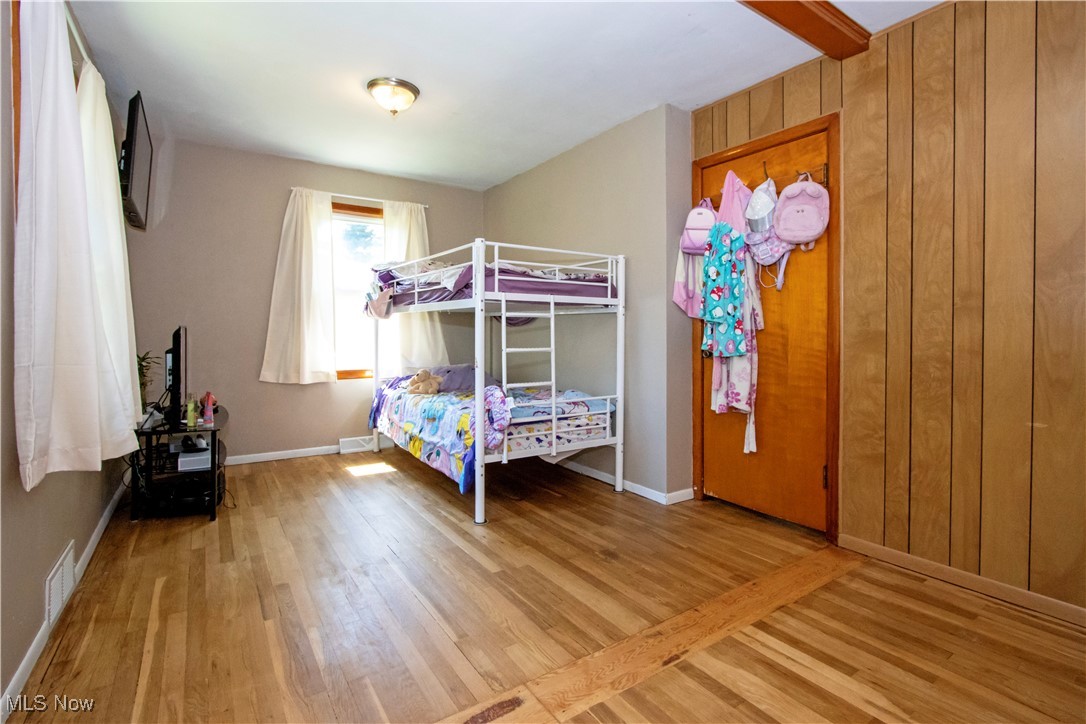 2537 Oak Hill