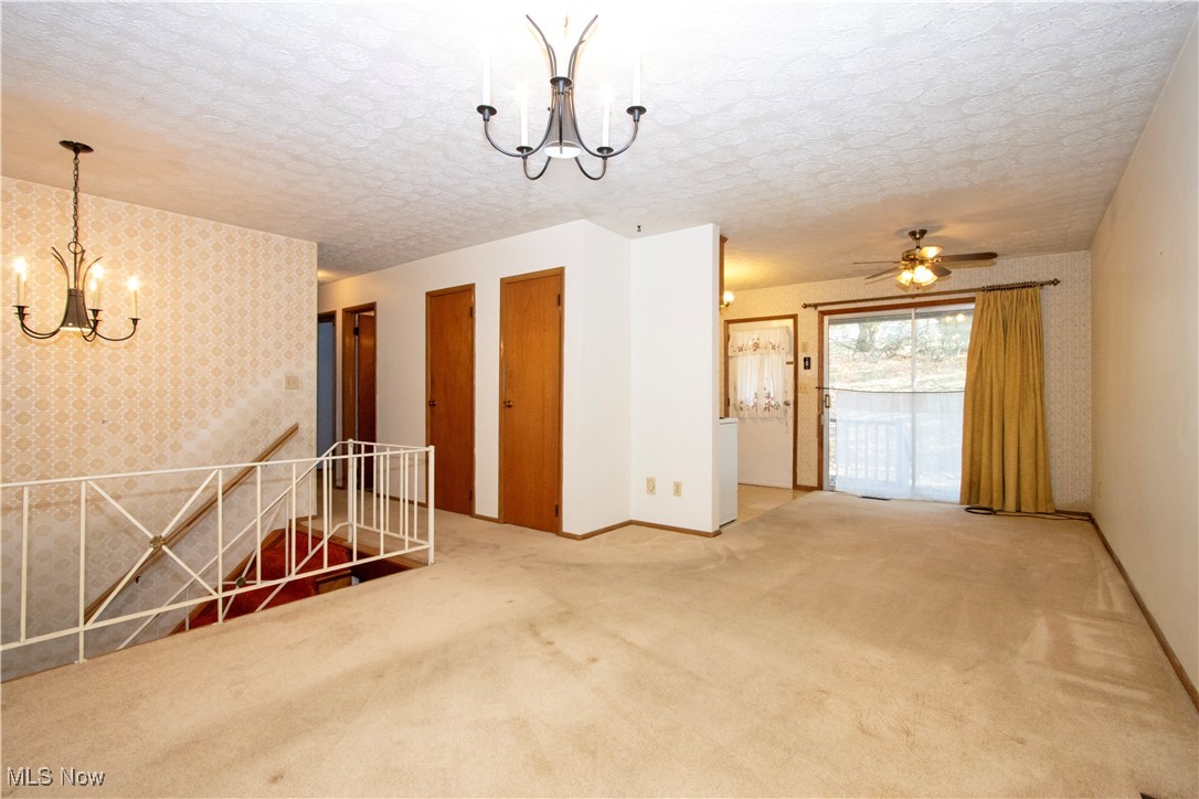 1761 Woodcrest Drive