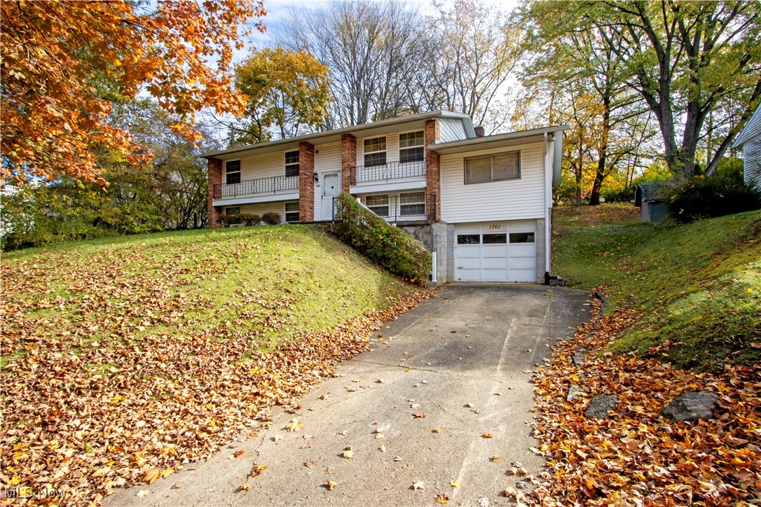 1761 Woodcrest Drive
