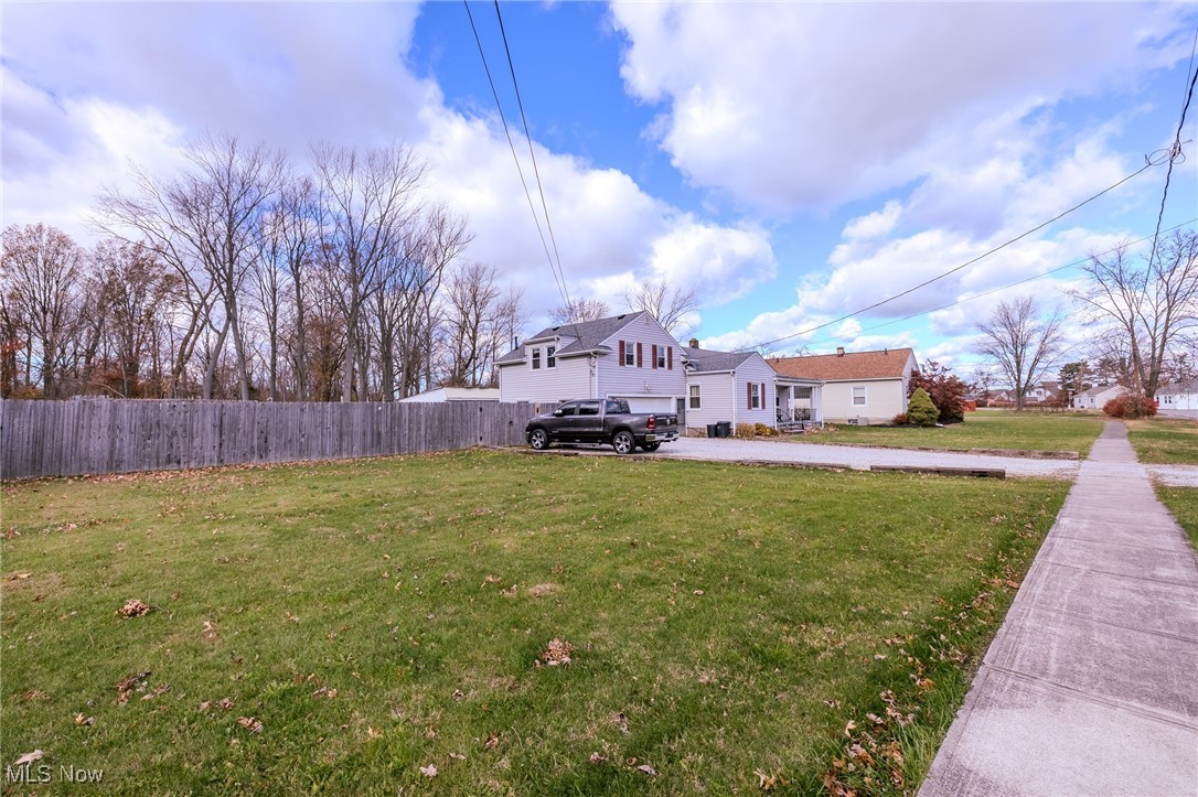820 Devonshire Avenue
