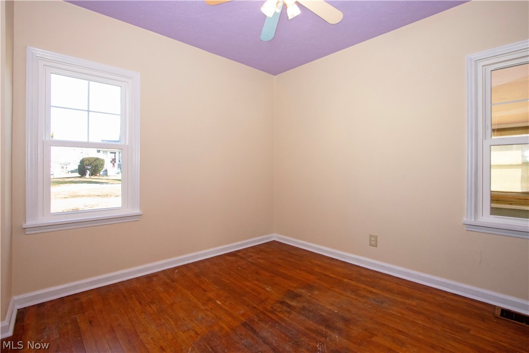 310 N Seneca
