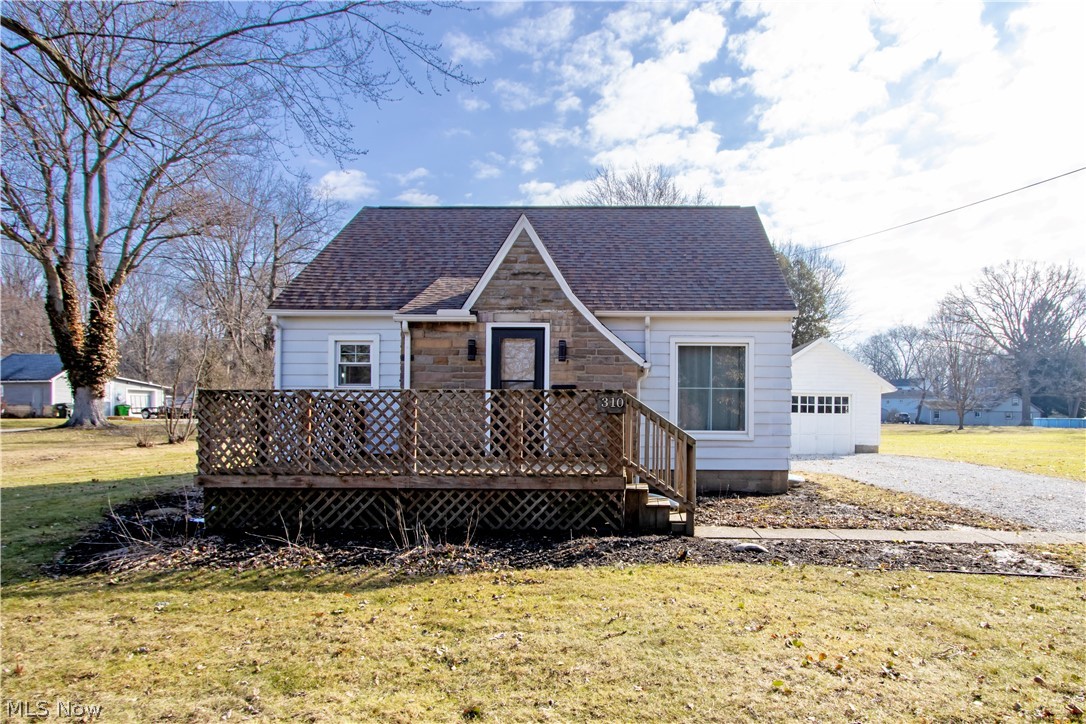 310 N Seneca