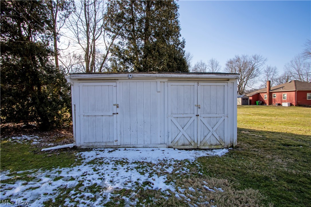 310 N Seneca
