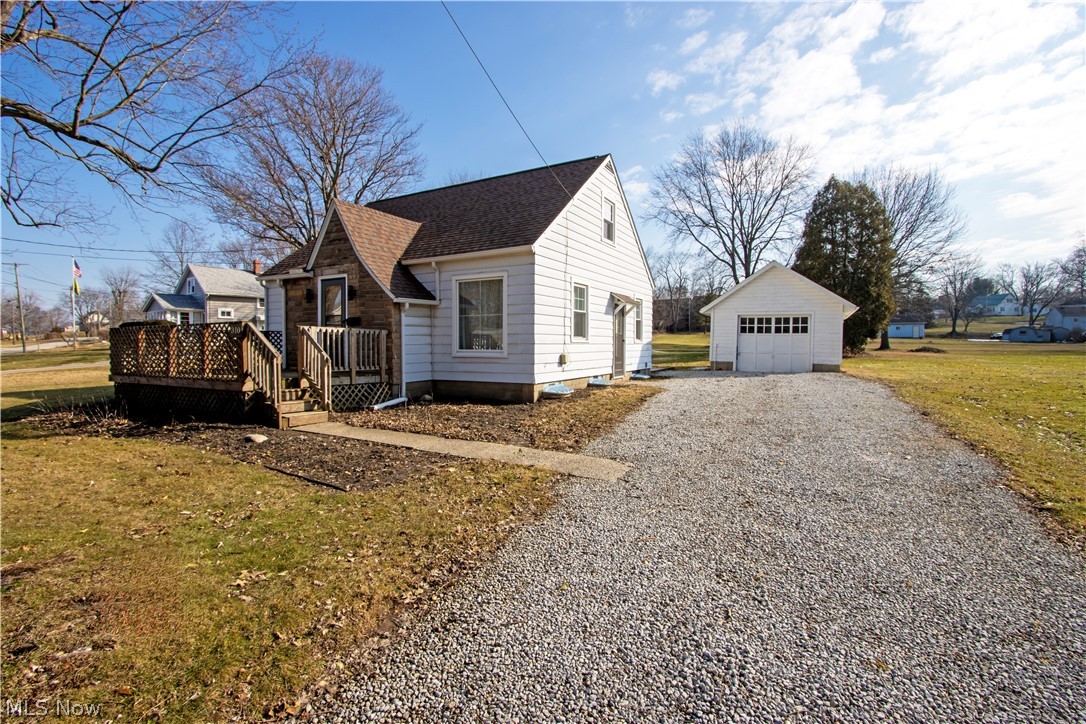 310 N Seneca