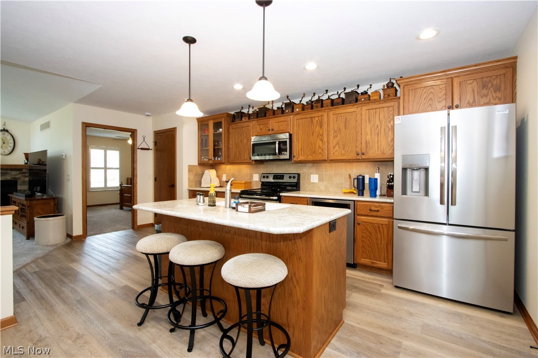 233 Woodbury Circle