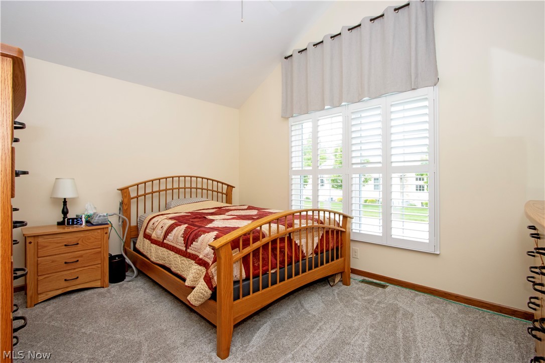 233 Woodbury Circle