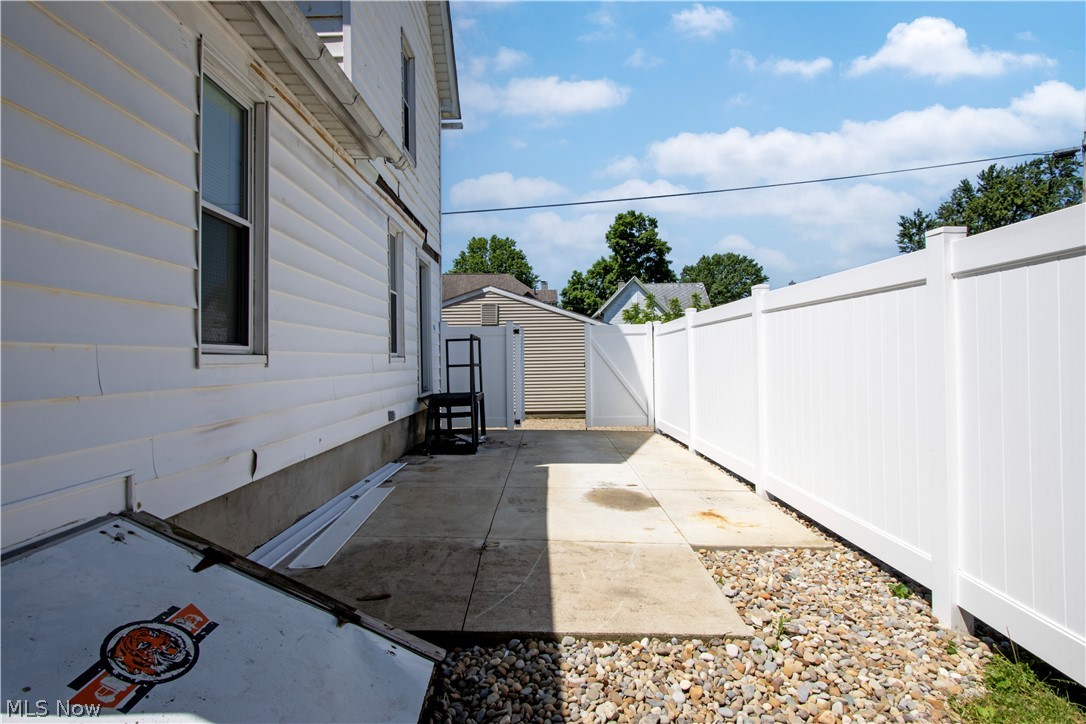 714 Pike Avenue SW