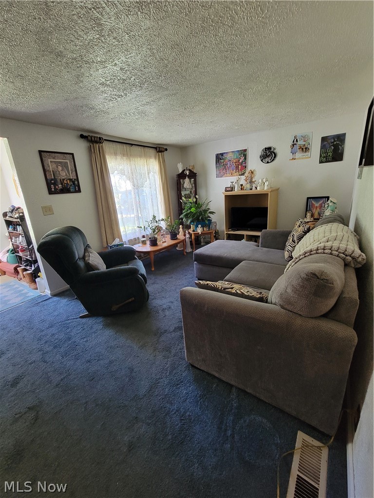 498 Walnut Street