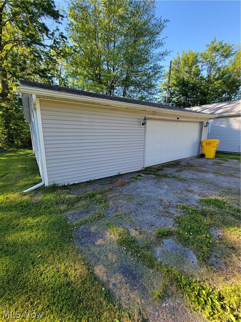498 Walnut Street