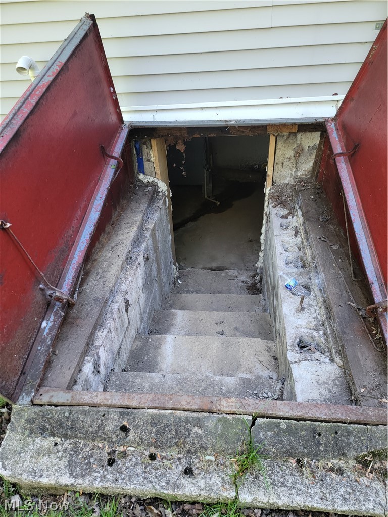 498 Walnut Street