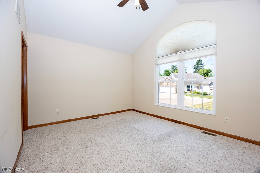 242 Woodbury Circle