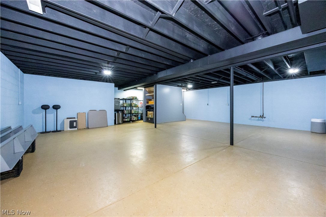 12725 Lovers Lane