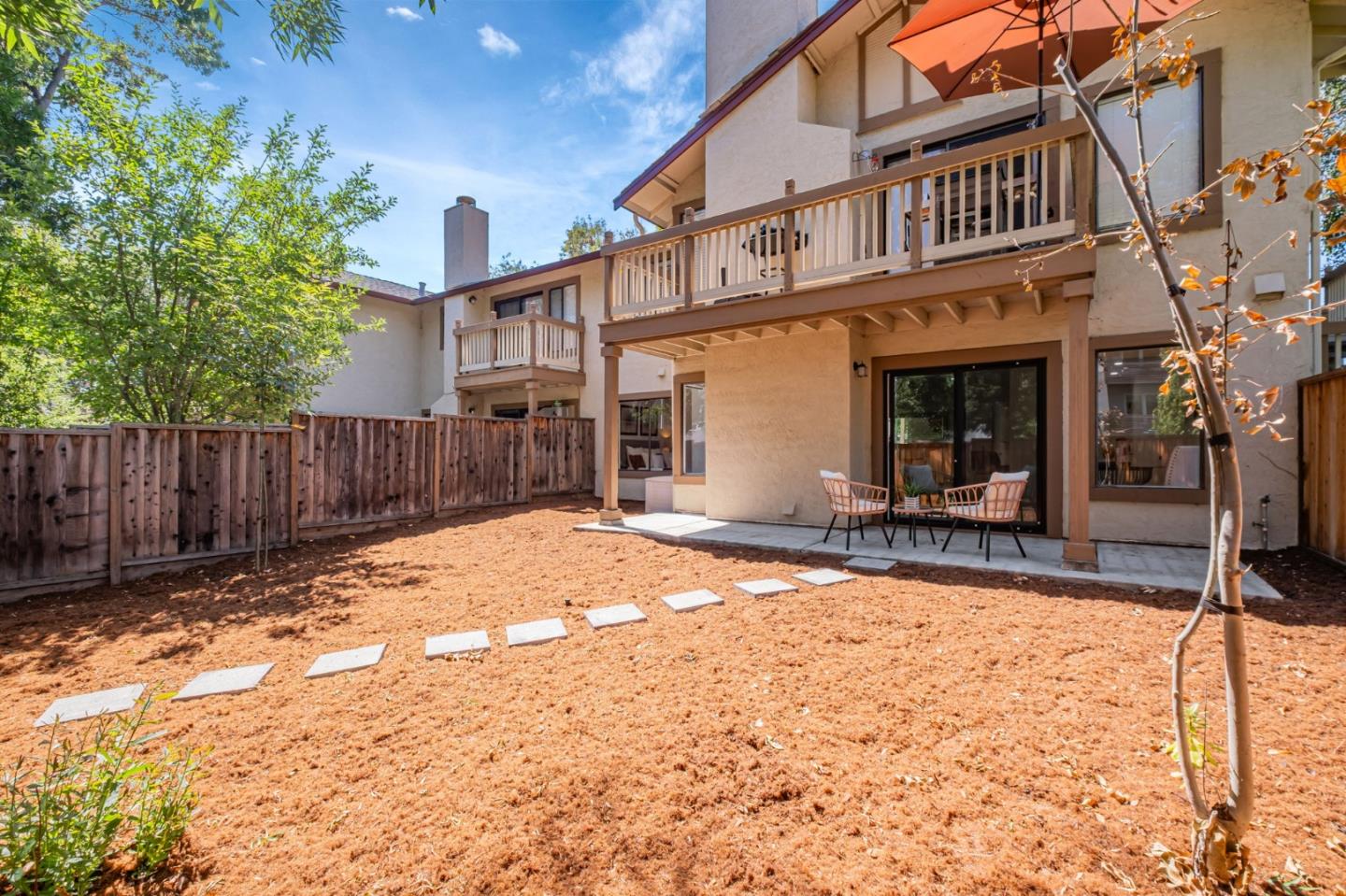 941 Huntington Common