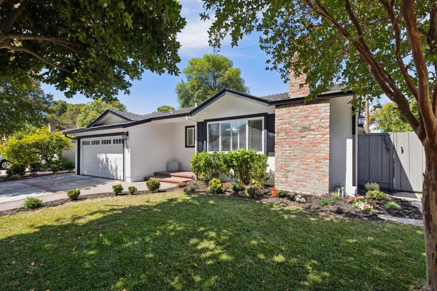 2527 Malone PL