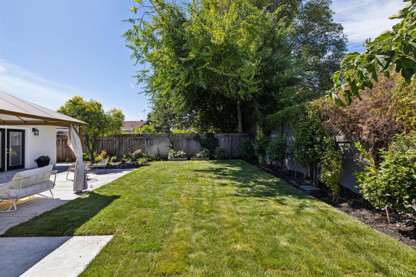 2527 Malone PL
