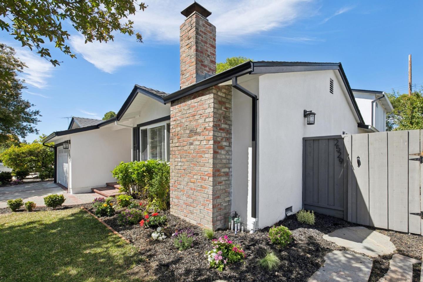 2527 Malone PL