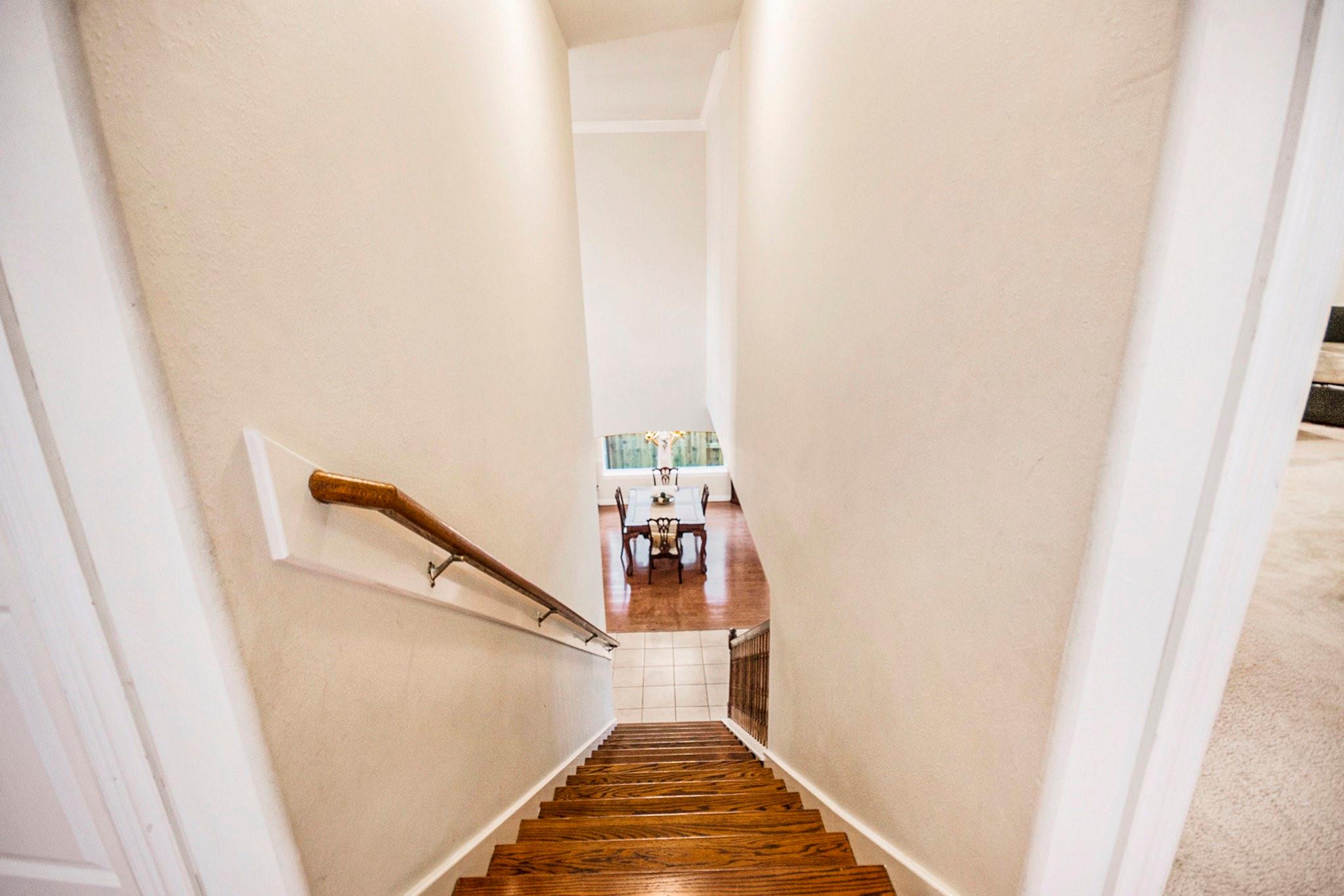4438 W Maple Drive