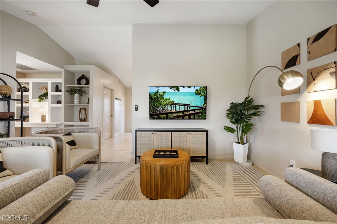 1123 Tropicana PKWY W