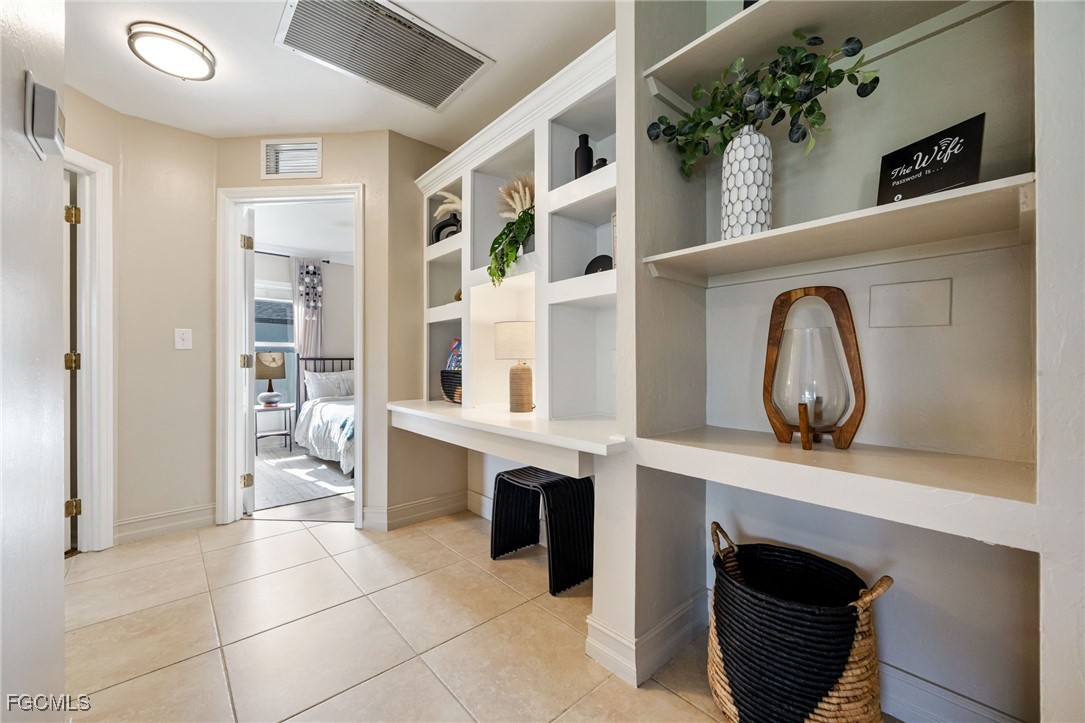 1123 Tropicana PKWY W