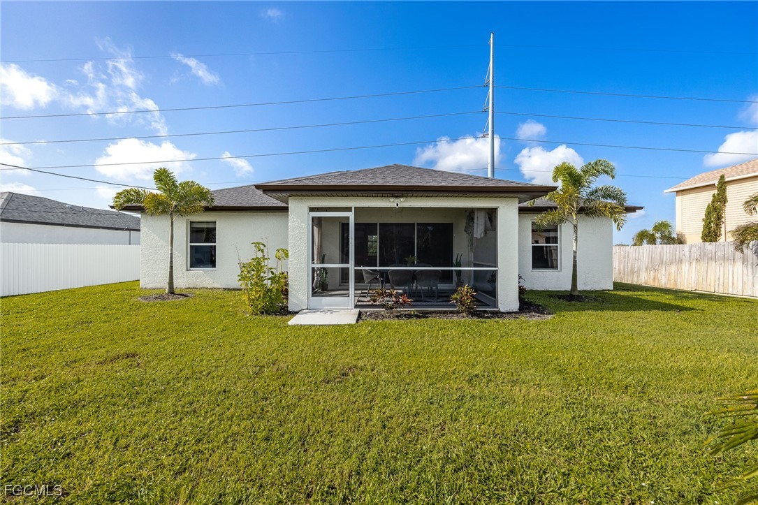 1123 Tropicana PKWY W