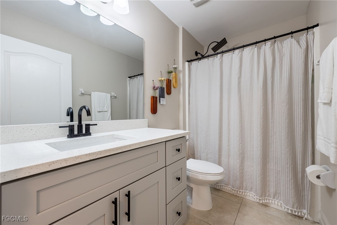 1123 Tropicana PKWY W