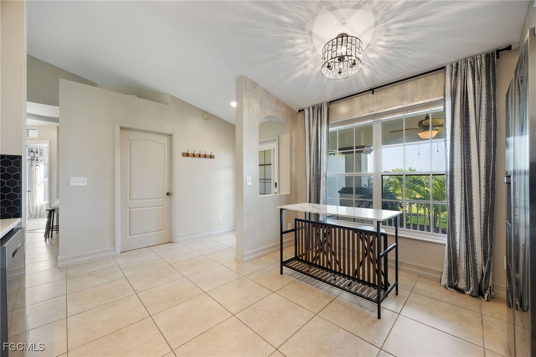 1123 Tropicana PKWY W