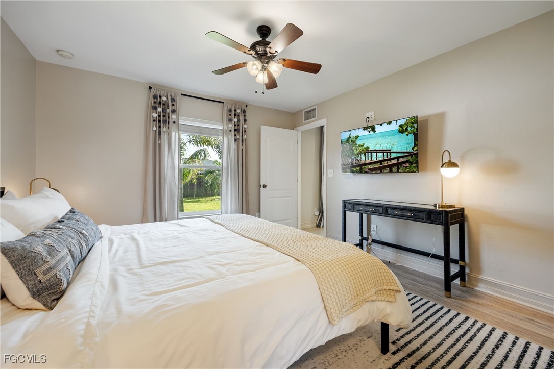 1123 Tropicana PKWY W