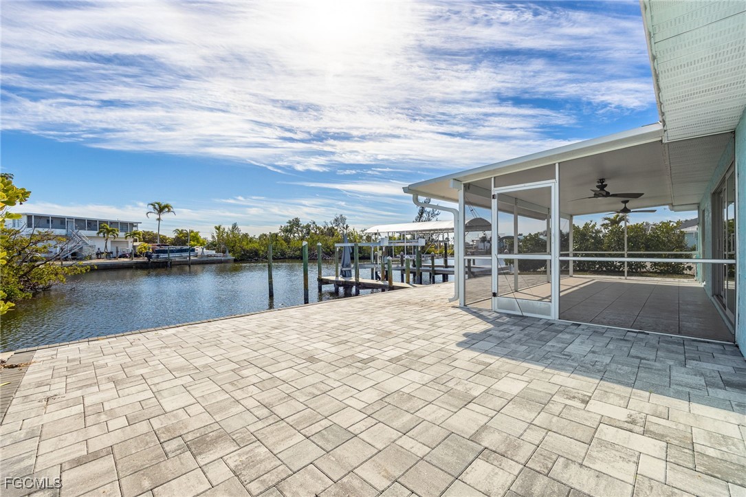 2892 Sanibel BLVD
