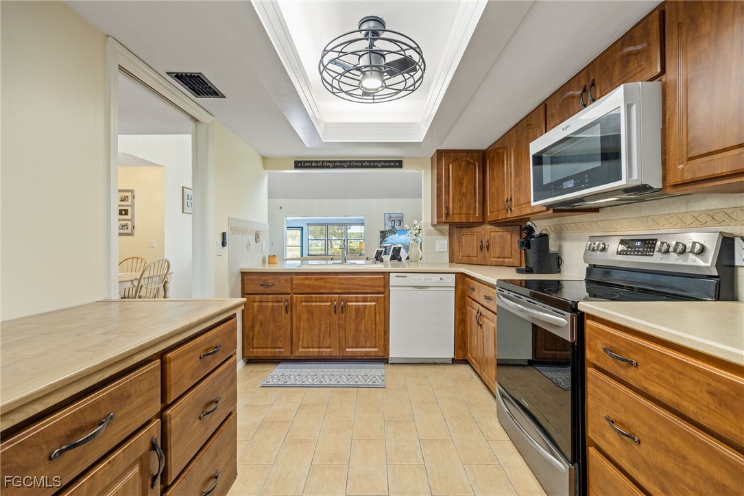 13322 Oak Hill LOOP