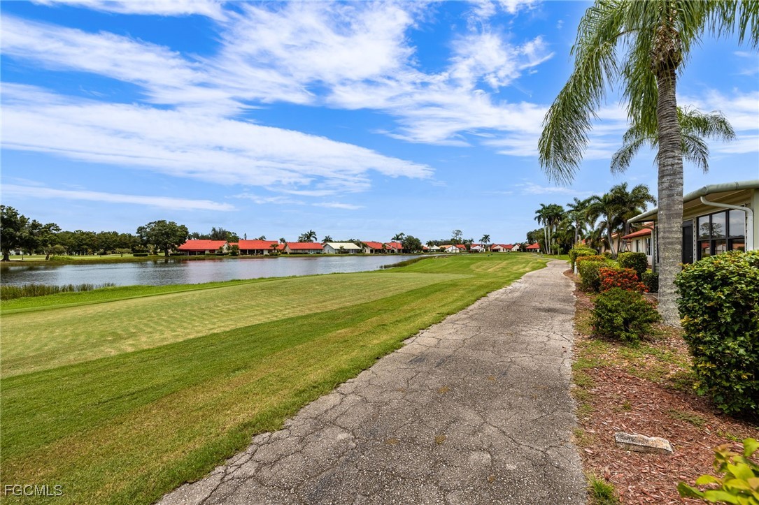 13322 Oak Hill LOOP