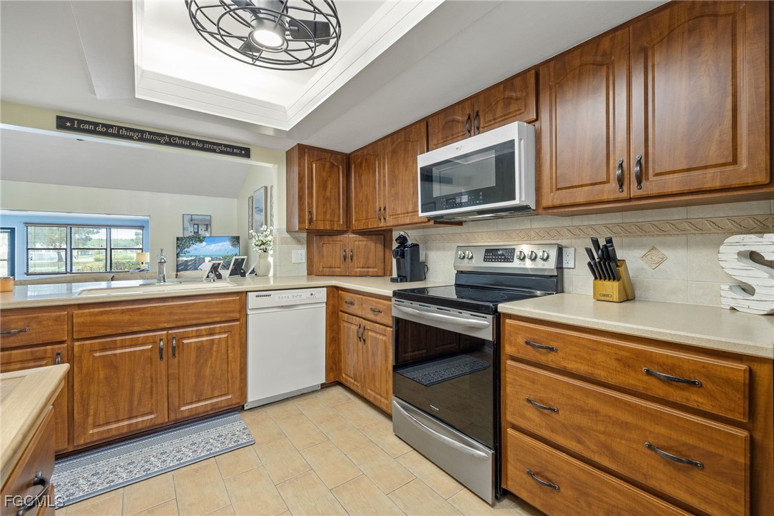 13322 Oak Hill LOOP