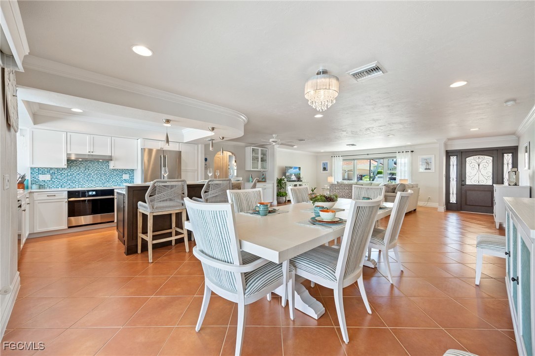 119 SW 52nd TER