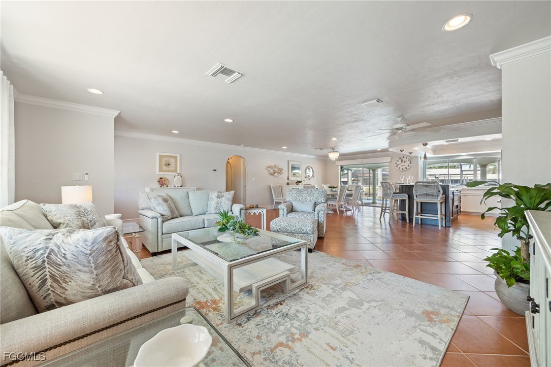 119 SW 52nd TER