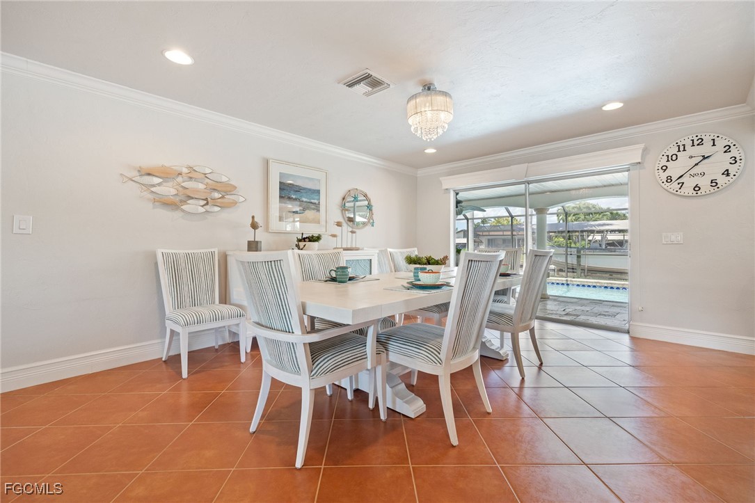 119 SW 52nd TER